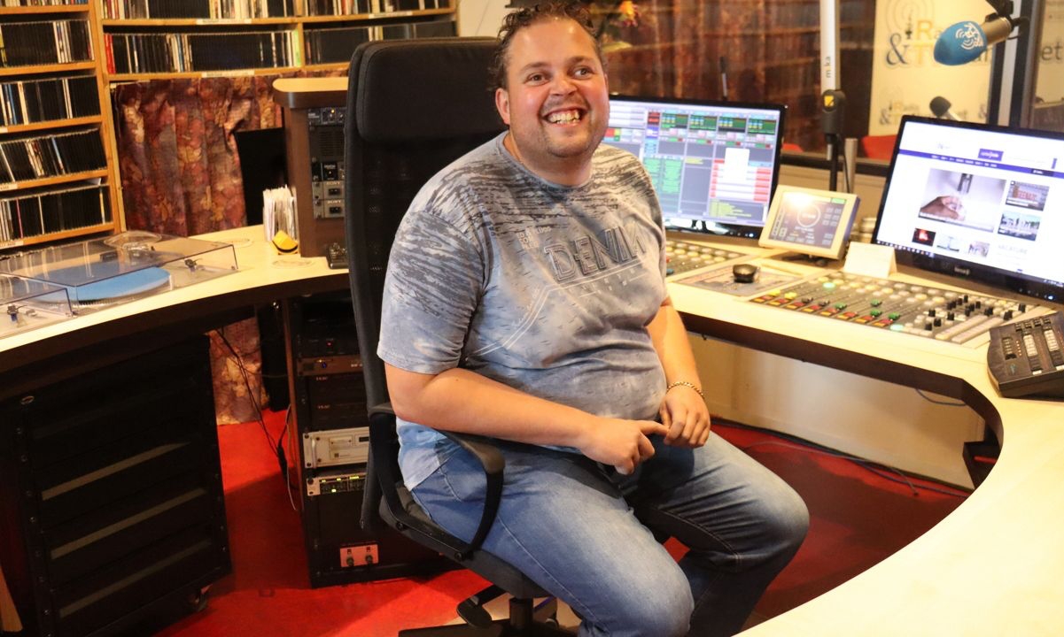 Blinde dj Roy Scheerman